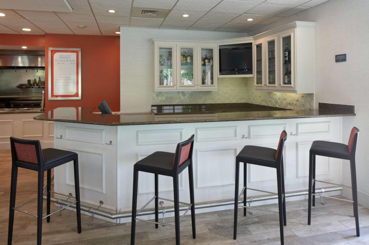 Hilton Garden Inn Evansville Buitenkant foto