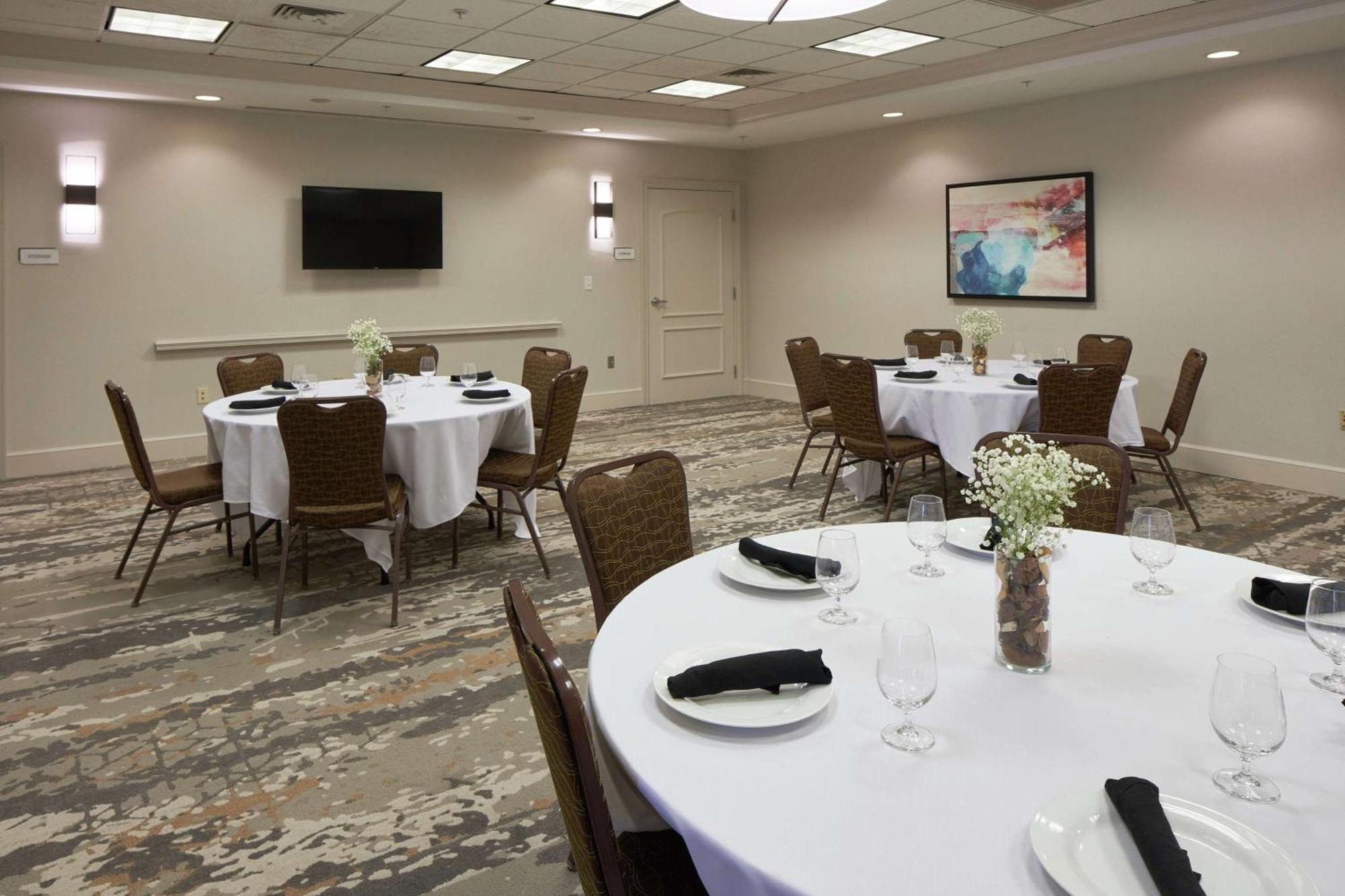 Hilton Garden Inn Evansville Buitenkant foto