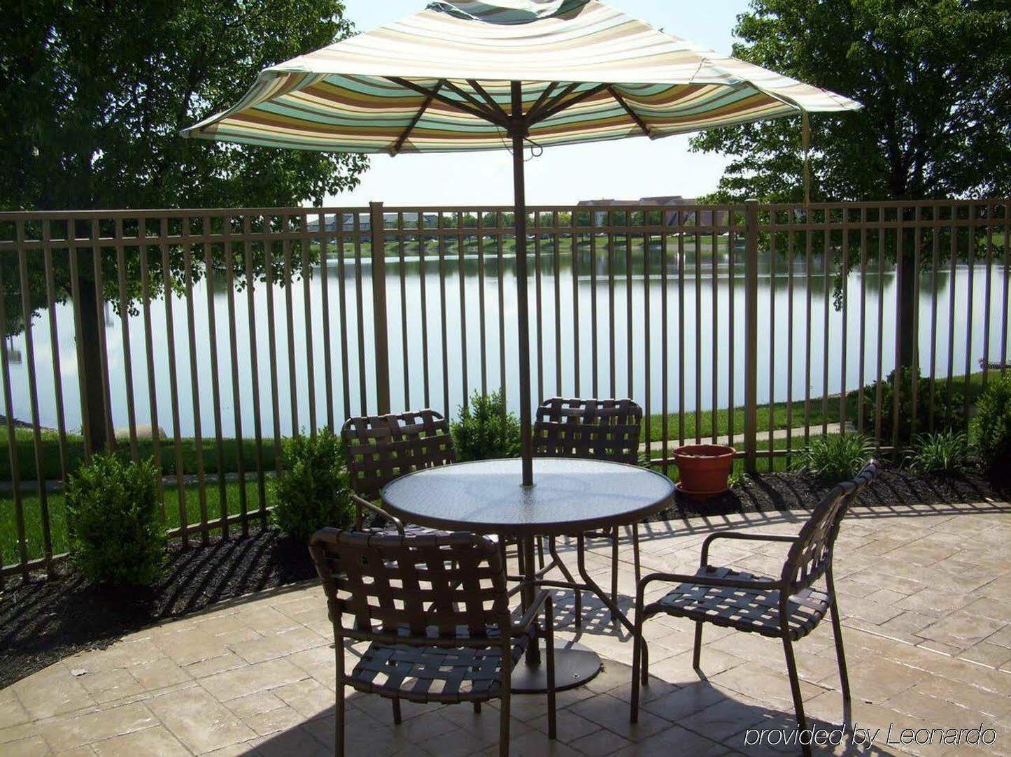 Hilton Garden Inn Evansville Buitenkant foto